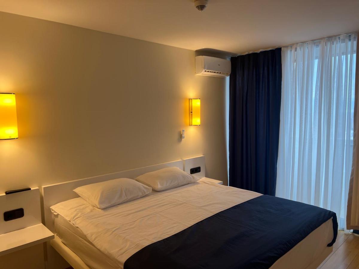 Orbi City Lux Apartment Batumi Exterior photo